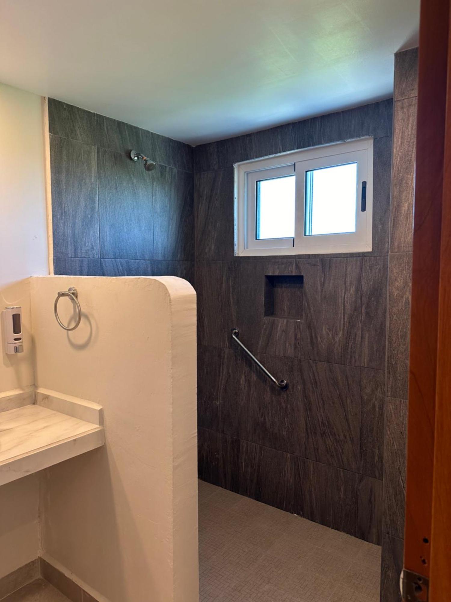 Oneiro Suites With Sea View มาอาอวล ภายนอก รูปภาพ